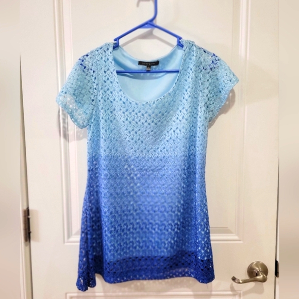 NY Collection Ombre Blue Lace Tunic M